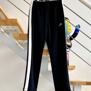 계단집 발렌시아가 BB로고 바지 (2컬러)